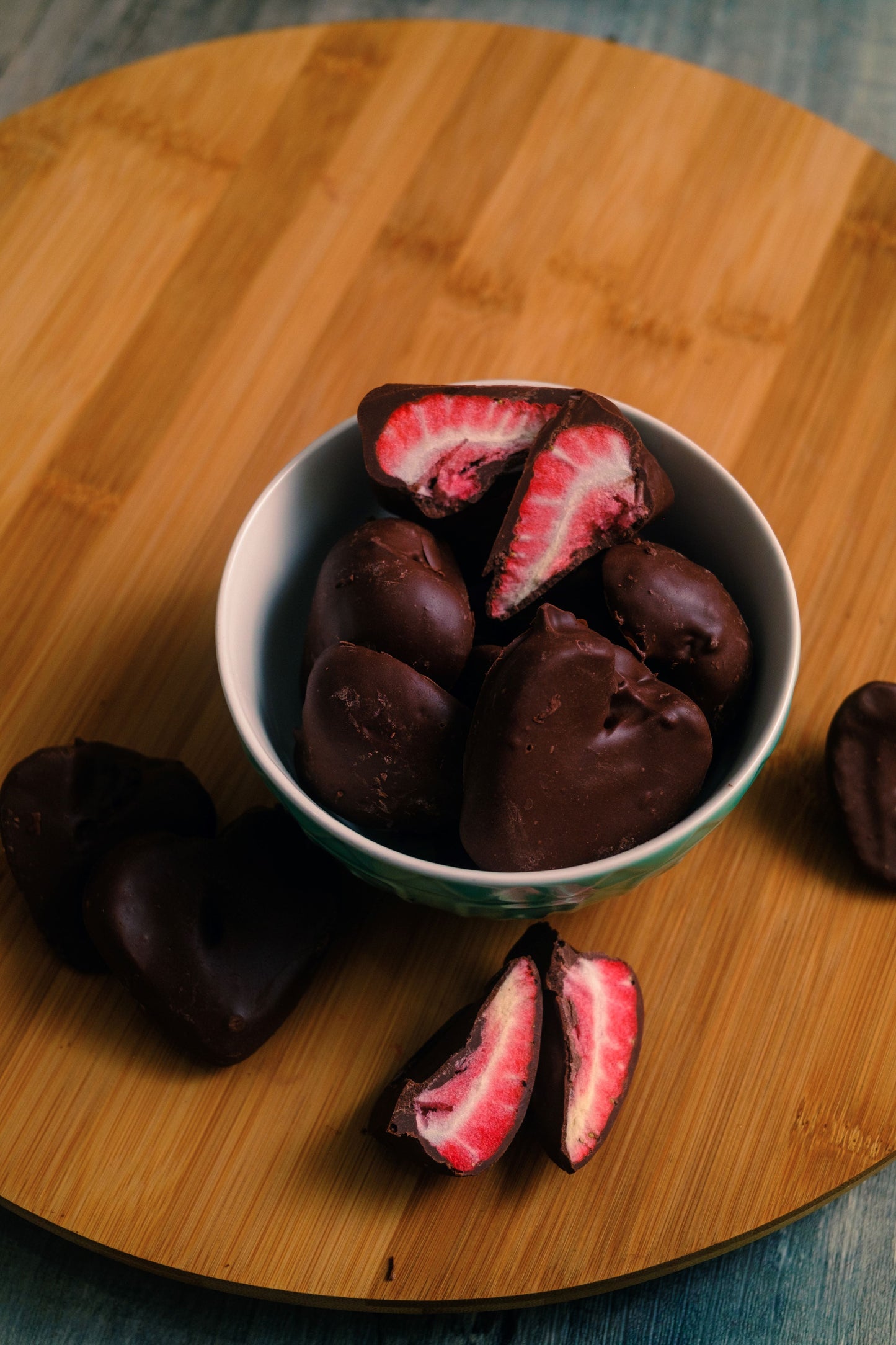 Xocolátl - Dark Chocolate covered FreezeDried Strawberry